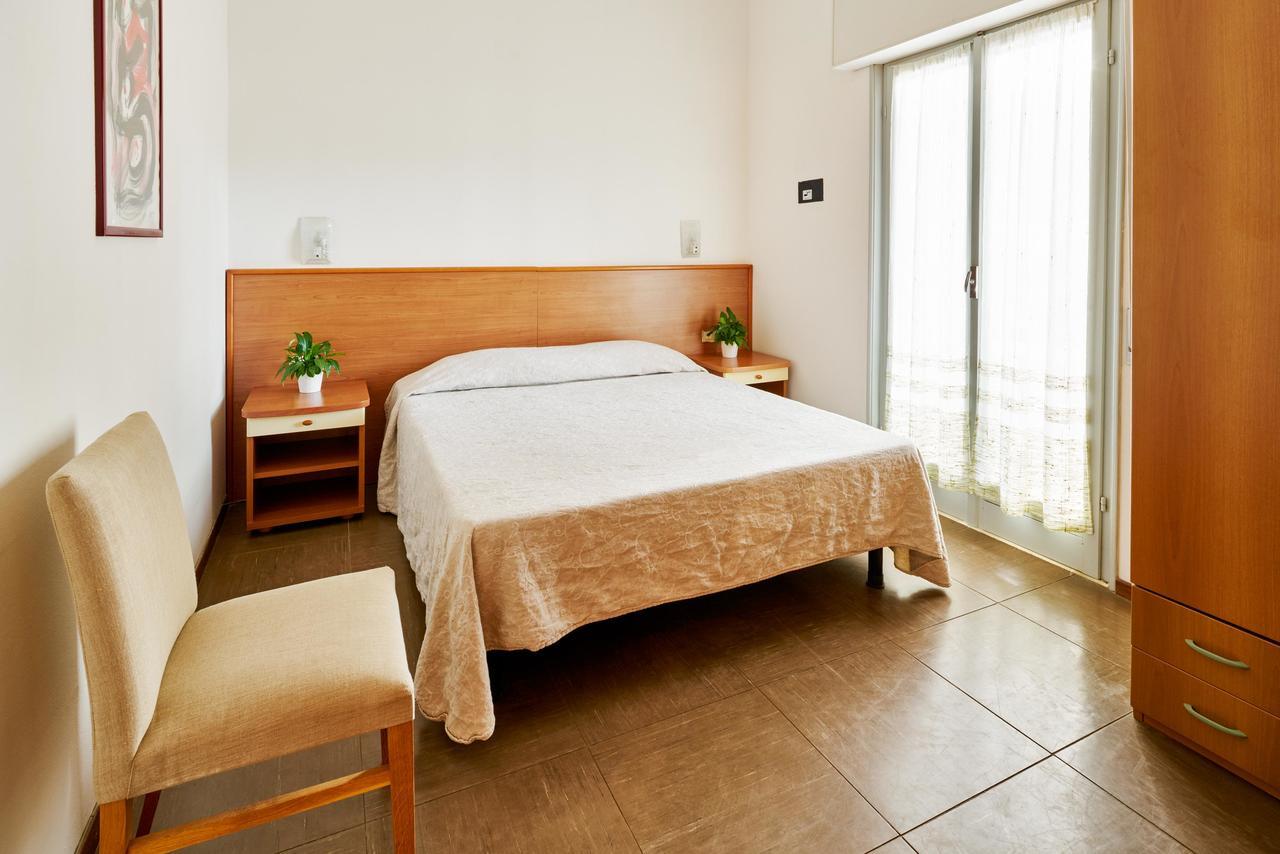 G/Hotel Lignano Линьяно-Саббьядоро Экстерьер фото